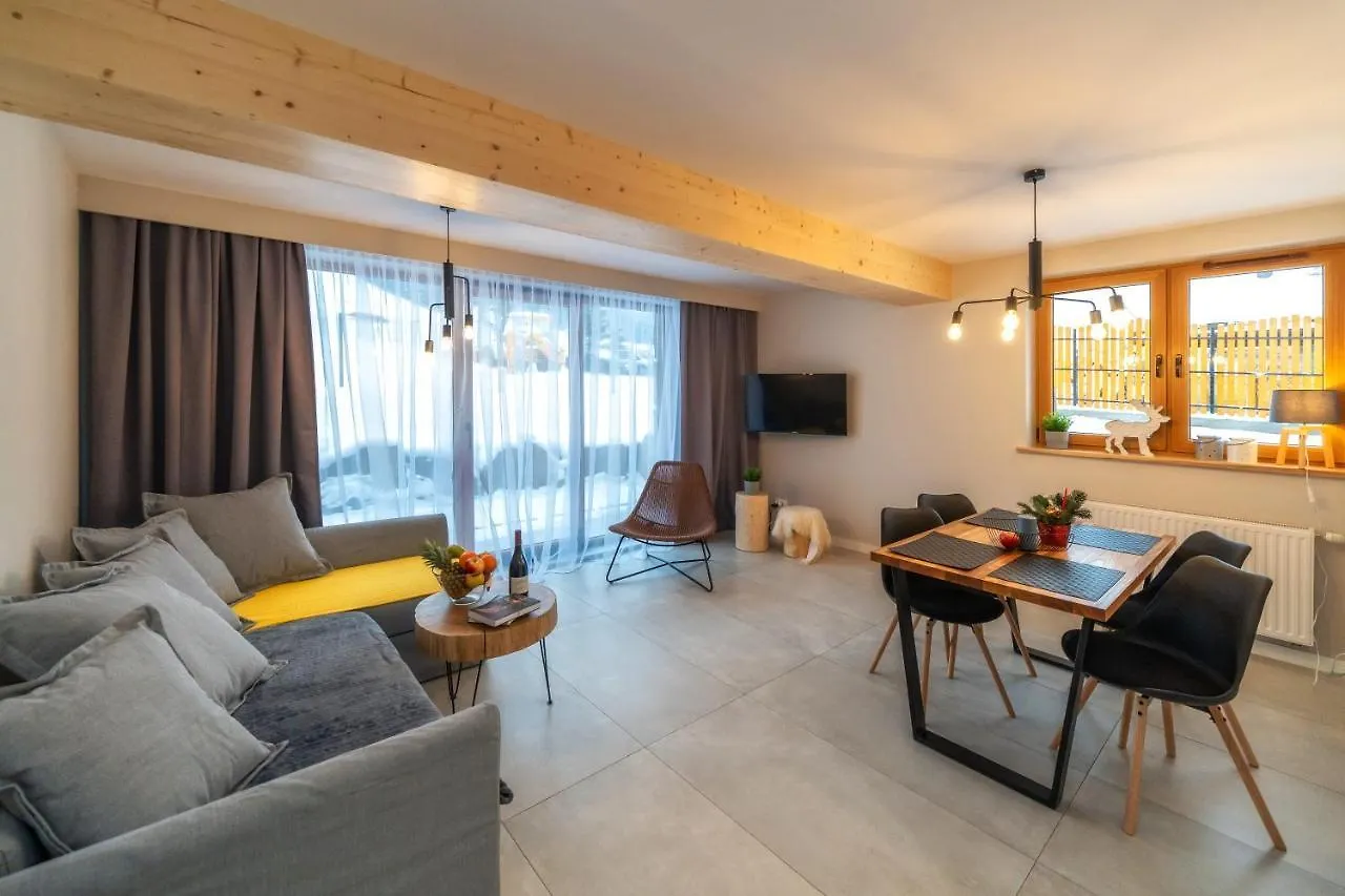 Nosal Apartment زاكوباني